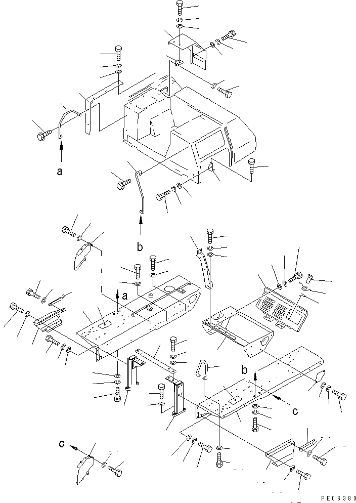Крышка левая 13F-54-32250 KOMATSU