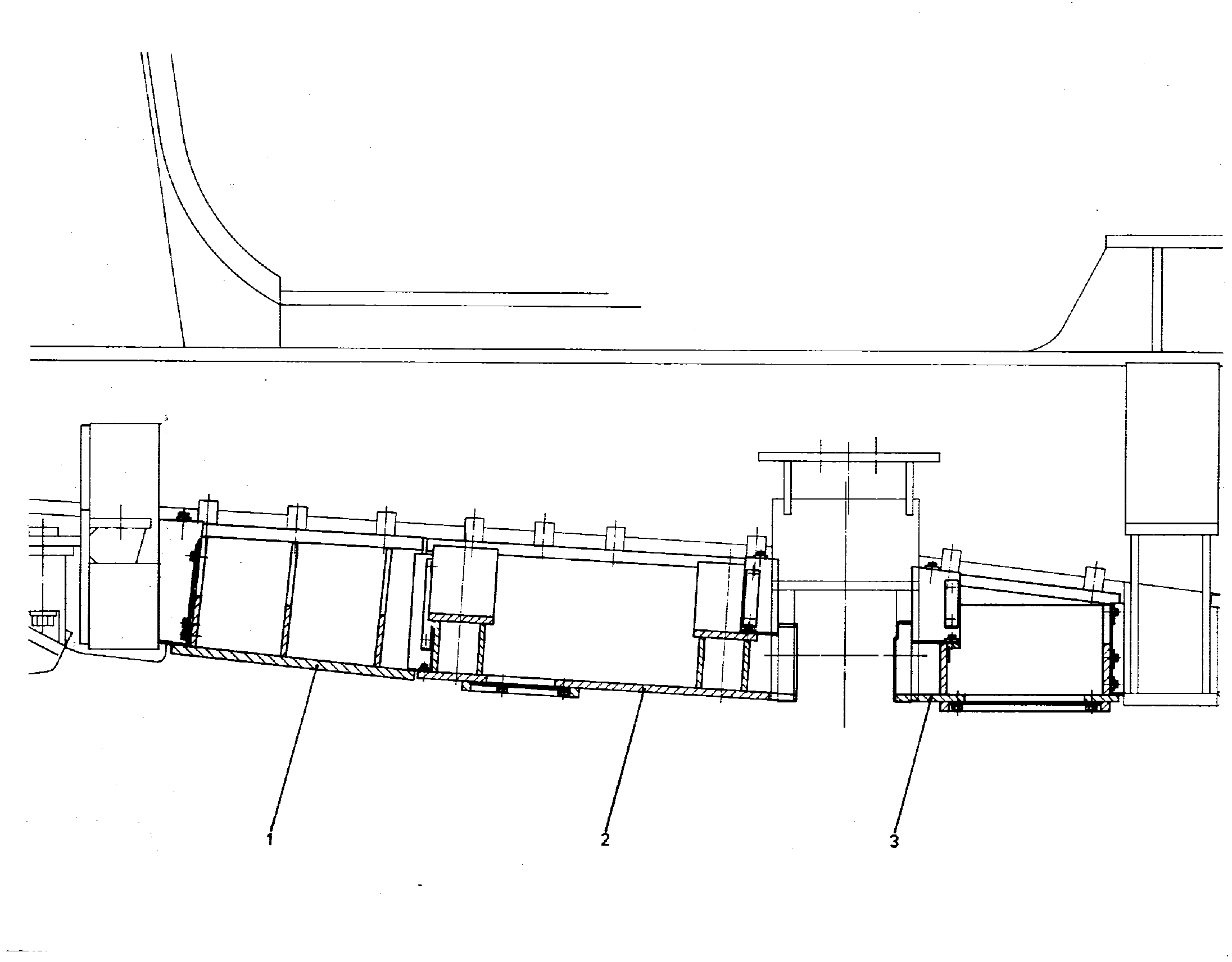 ЛОТОК В ОСНОВАНИИ 9039583 LIEBHERR